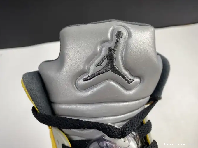 Kicked Out Shoe Store Jordan 5 Tokyo Retro 454783-701 Air T23 0503